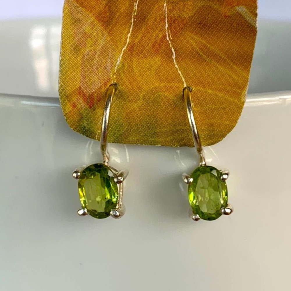 Beautiful Peridot & Silver Earrings - Picture 2 of 5